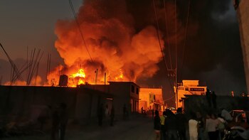 Se registra fuerte incendio en