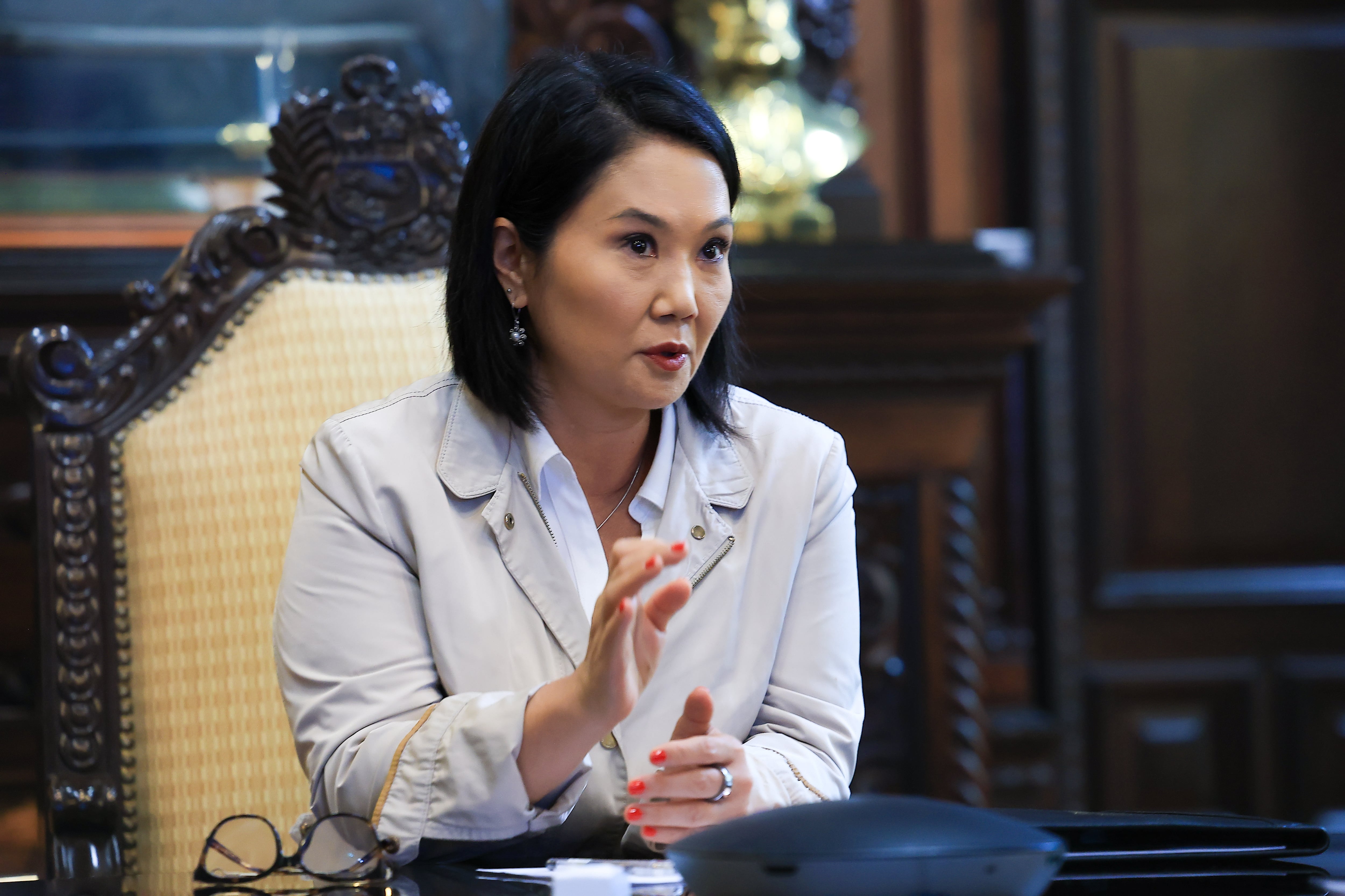 Keiko Fujimori anuncia operativos constantes en penales para desmantelar antenas ilegales vinculadas a extorsiones