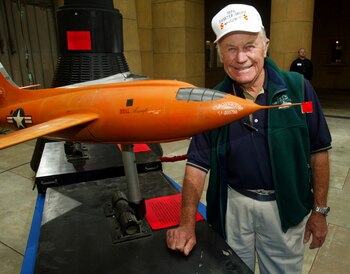 Chuck Yeager, el primer piloto