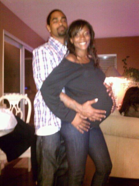 La pareja durante el primer embarazo de Preston