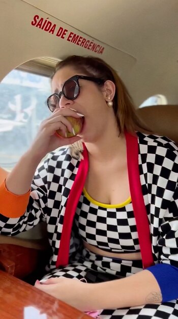 Imagen de su último video