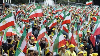 Al menos dos muertos durante