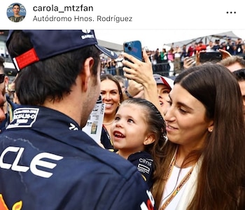 Checo y Carola con su