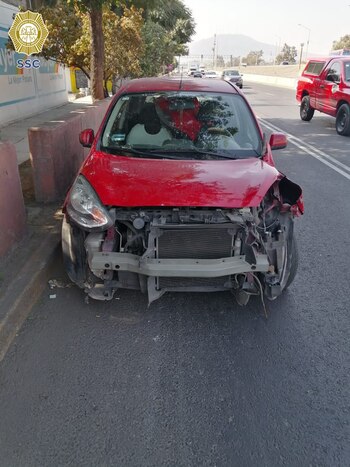 Un pasajero prensó contra una
