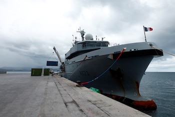 El Gobierno desplegará un destacamento militar permanente y un escuadrón de la Legión Extranjera en puntos estratégicos de Mayotte. (REUTERS/Gonzalo Fuentes)