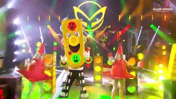 ‘Mask Singer’ da a conocer la identidad de Semáforo: un exfutbolista de talla mundial