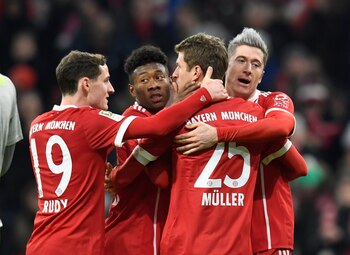 El dúo formado por Thomas Müller y Robert Lewandowski espera en estado de gracia el partido del miércoles en el que el Bayern Múnich enfrentará al Atlético de Madrid, en la primera jornada de la Liga de Campeones, en la que los bávaros defienden el título conquistado el pasado verano.EFE/DANIEL KOPATSCH/Archivo