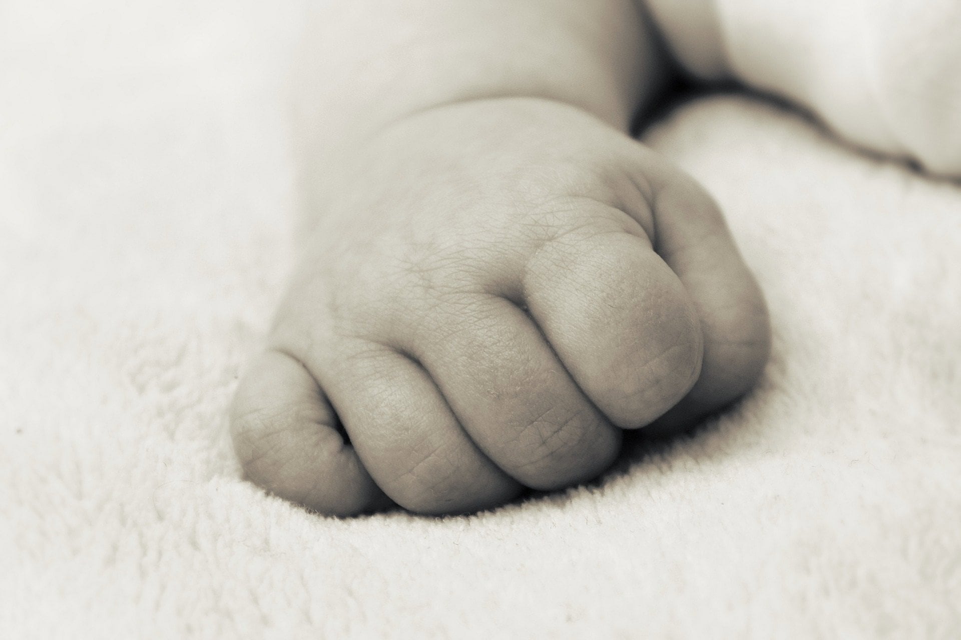 El boletín oficial reportó una baja de la mortalidad materna e infantil. (Cortesía: Redes sociales)