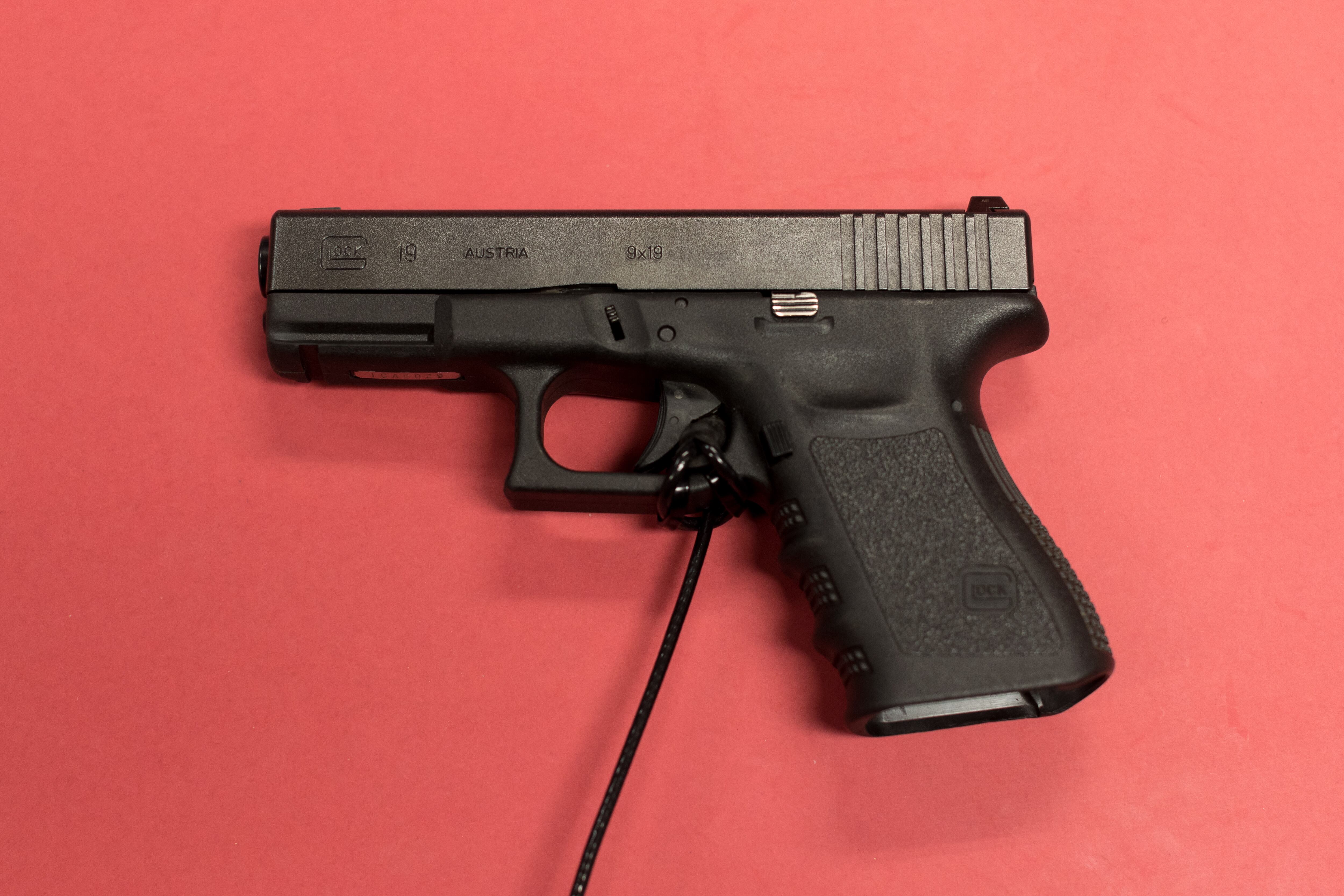 Imagen de referencia - este tipo de armamento es fabricado en Austria y reconocida por su uso entre cuerpos especiales de la fuerza pública - crédito EFE