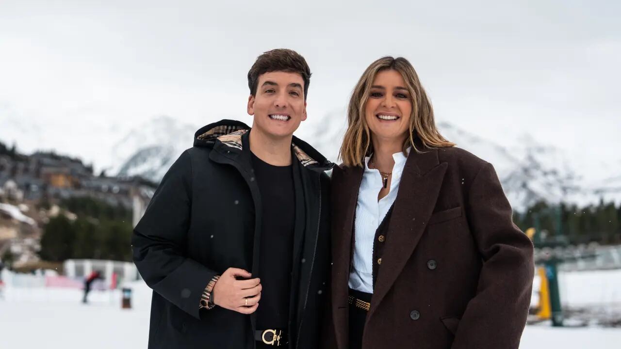 Xuso Jones y Sandra Barneda en la estación de ski de Formigal (AGENCIA EFE).