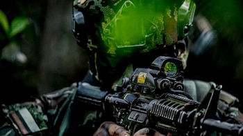 - crédito Ejército Nacional