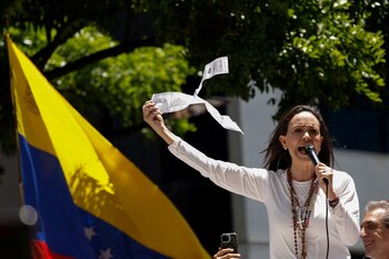 María Corina Machado llamó a