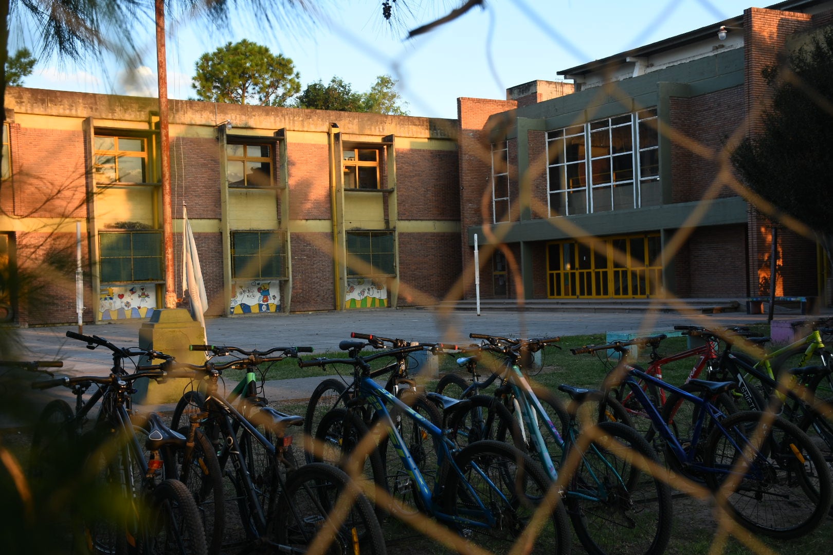 La detención del adolescente de 16 años se produce luego de 24 horas de vigilancia y seguimientos en la provincia de Santa Fe
