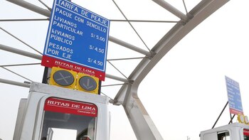 La Defensoría del Pueblo analizó el redondeo en las tarifas a favor de la empresa, lo cual "afecta los derechos de los usuarios y vulnera el derecho de propiedad". | Andina