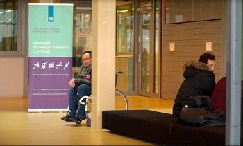 Al menos 76 familiares de