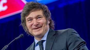 Tras abrazar a Trump en