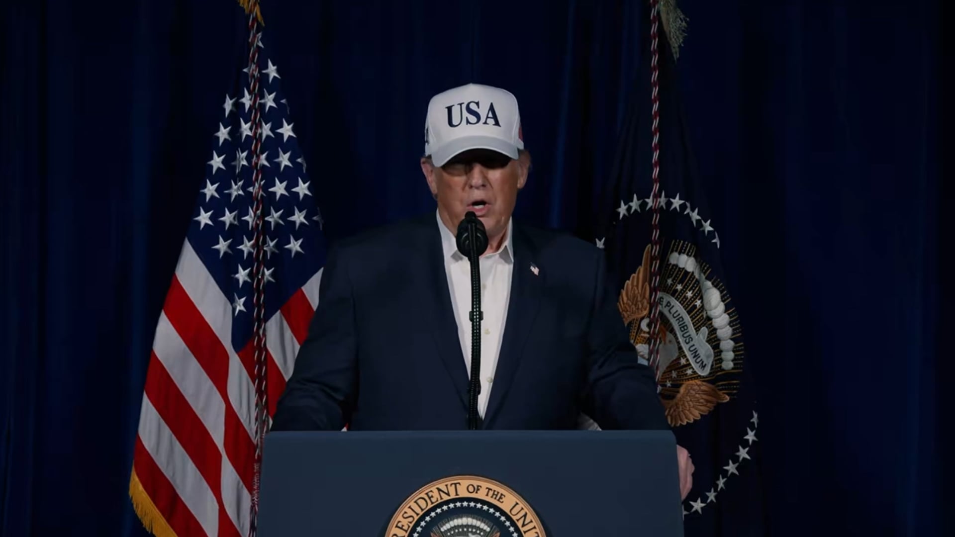 Donald Trump llamó al pueblo iraní a “tomar el control” de su gobierno tras los ataques contra el régimen: “La hora de su libertad está cerca”