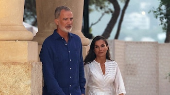 Felipe VI y doña Letizia, junto a la Familia Real noruega en el último adiós a Harald V