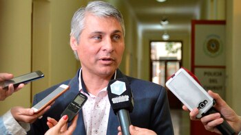 El ministro Cassutti firmó la