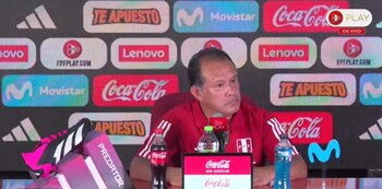 Juan Reynoso en conferencia de