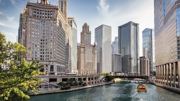 Chicago lanza campaña global para