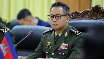 Los ministros de Defensa de