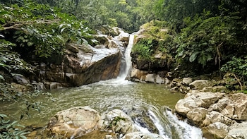 El Charco La Oscura: la piscina natural de Antioquia con nombre misterioso que atrae visitantes, a dos horas de Medellín