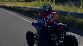 El padre del menor se