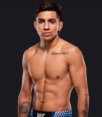 (UFC)