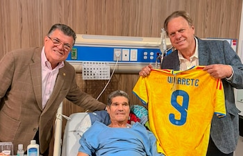 Visita de los presidentes de Dimayor y la FCF después de la intervención quirúrgica de Emilio Eduardo Vilarete - crédito FCF