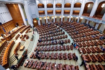 Vista del Parlamento rumano. EFE/EPA/ROBERT GHEMENT/Archivo