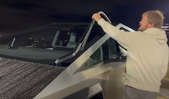 Kyle Conner de Out of