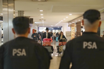 La Cancillería activó protocolos para