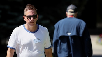 Peter Thiel está en la Argentina: mantuvo reuniones con el Gobierno y presenció el Superclásico en el Monumental