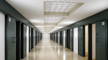 Europa señala a España por malos tratos a detenidos en tres prisiones andaluzas: “Reclusos alegaron haber sido abofeteados, golpeados y pateados por funcionarios”