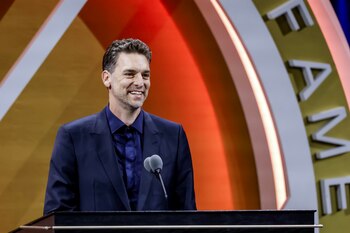 El jugador de baloncesto español,