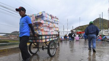 El contrabando en Bolivia supone