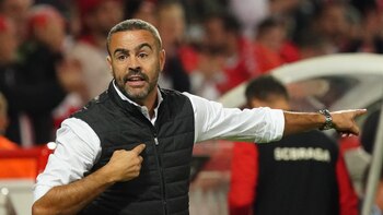 El técnico portugués Artur Jorge