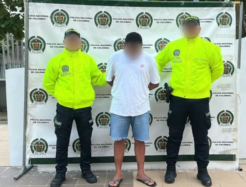 La Policía Metropolitana de Cartagena identificó al conductor a partir de videos de seguridad y de información reunida por la Sijín con empresas de taxi y fuentes humanas - crédito Policía Cartagena