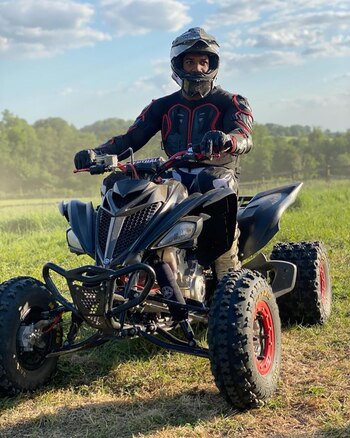 Cuatriciclos y motos de alta