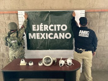 Material de vigilancia asegurado en