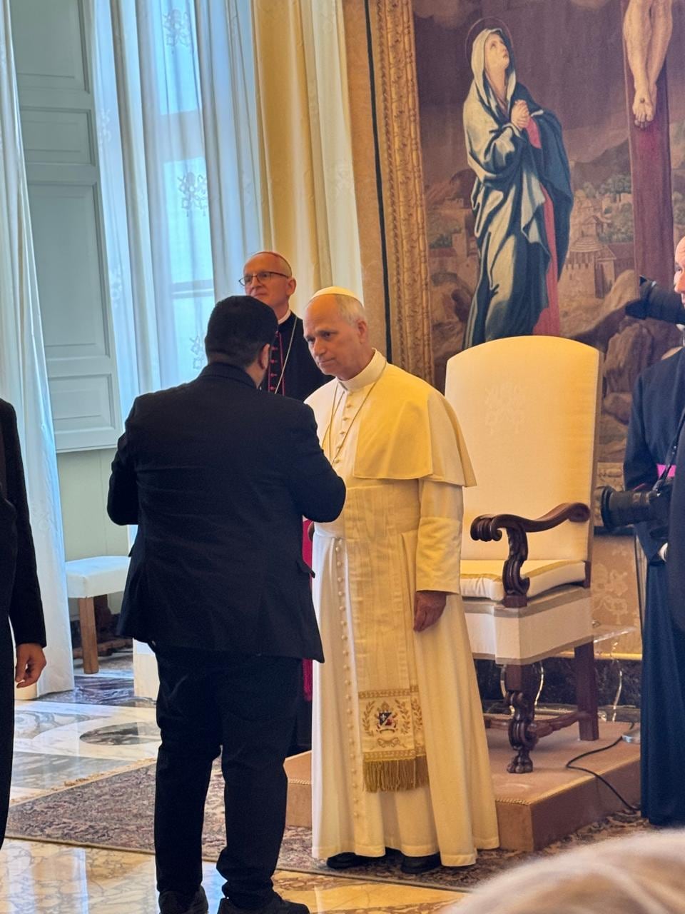 Alejandro gramajo, secretario general de la UTEP, recibe el saludo del papa León XIV Foto UTEP