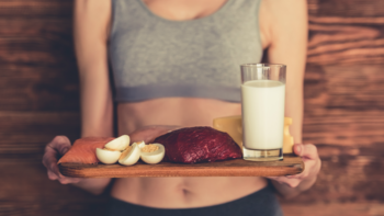 Los alimentos altos en proteínas