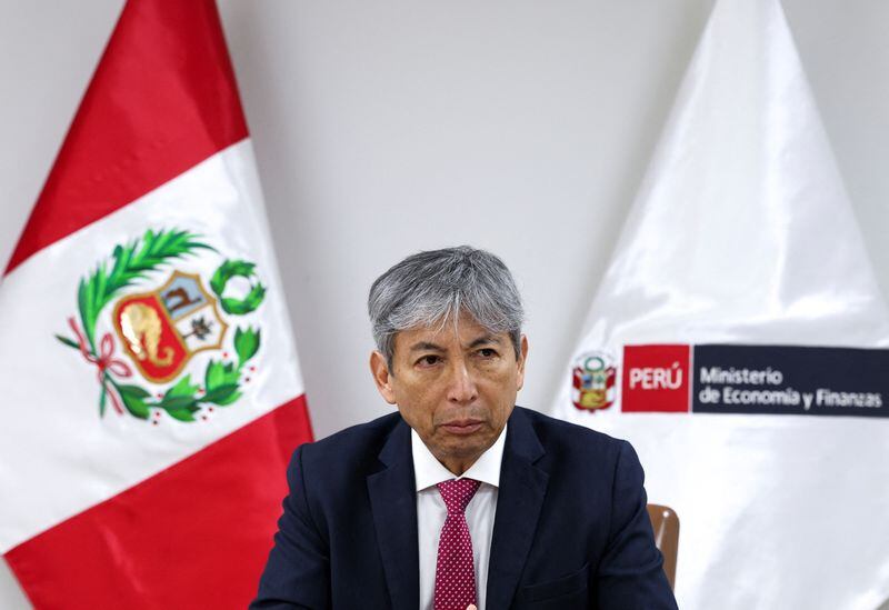 José Arista se olvida de su etapa con Dina Boluarte y la culpa, junto a otros expresidentes, por ineficiencia y corrupción