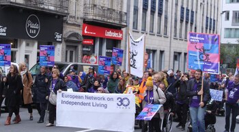 Personas con discapacidad reclaman por