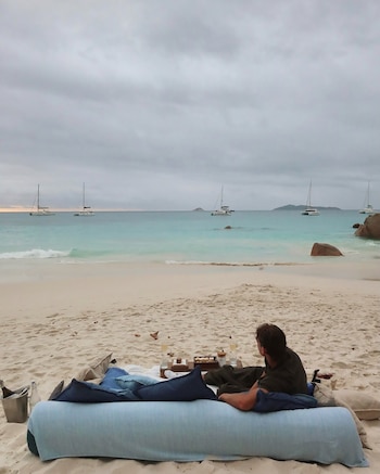 Las vacaciones de Nico Paz y su pareja Emma Ramirez en Seychelles