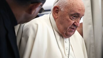 El papa llama desde Luxemburgo