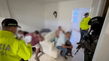 Policía desmanteló banda que logró fabricar más de medio millón de dólares falsos en La Unión, Valle: el Servicio Secreto de EE. UU. les siguió el rastro