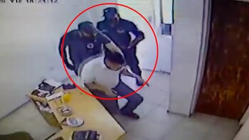 El momento en que reducen