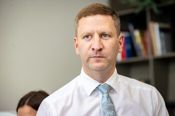 El ministro de Cultura de